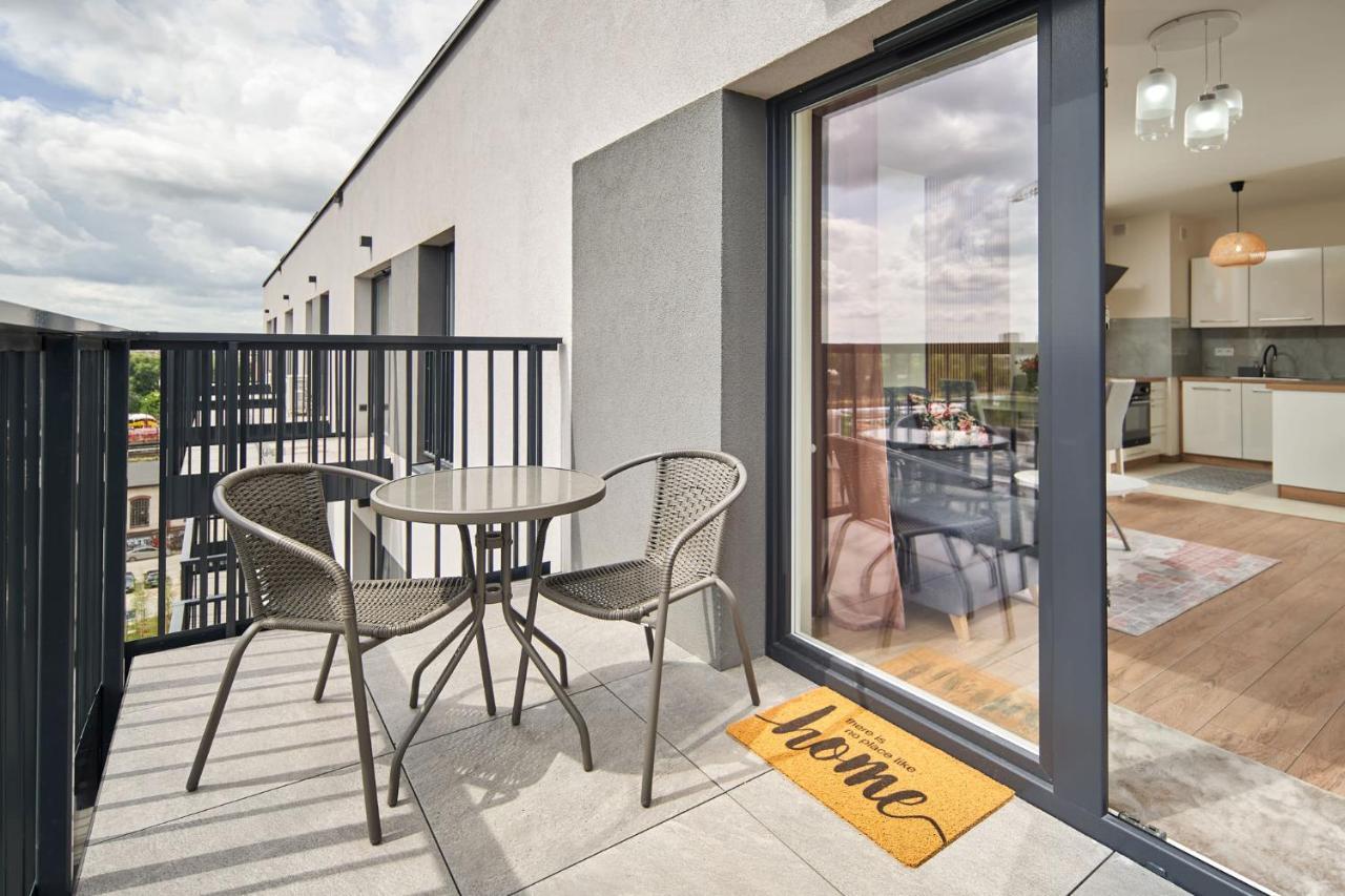 Symphony City Square Aparthotel Breslavia Exterior foto