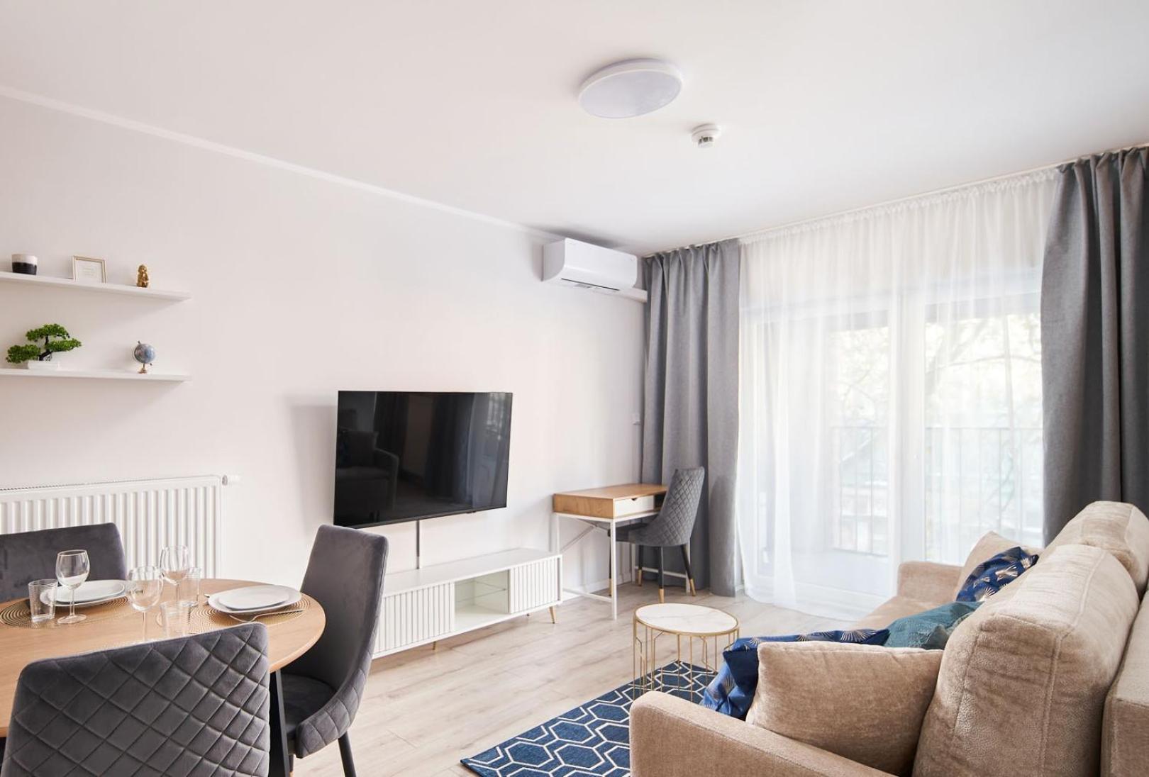 Symphony City Square Aparthotel Breslavia Exterior foto