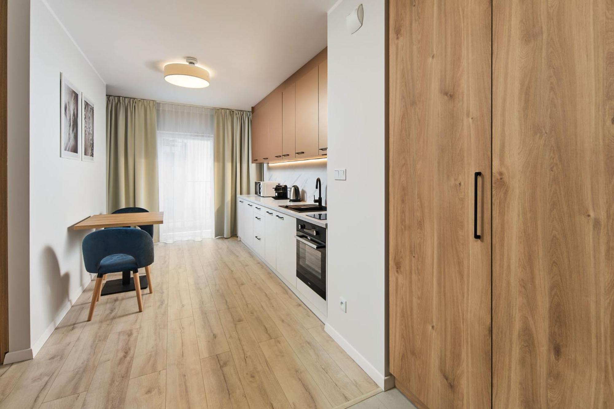 Symphony City Square Aparthotel Breslavia Exterior foto