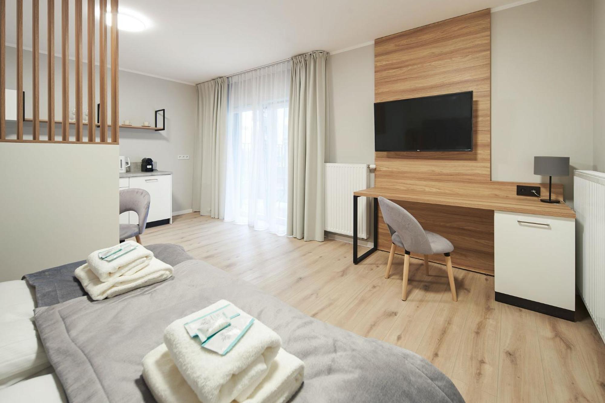 Symphony City Square Aparthotel Breslavia Exterior foto
